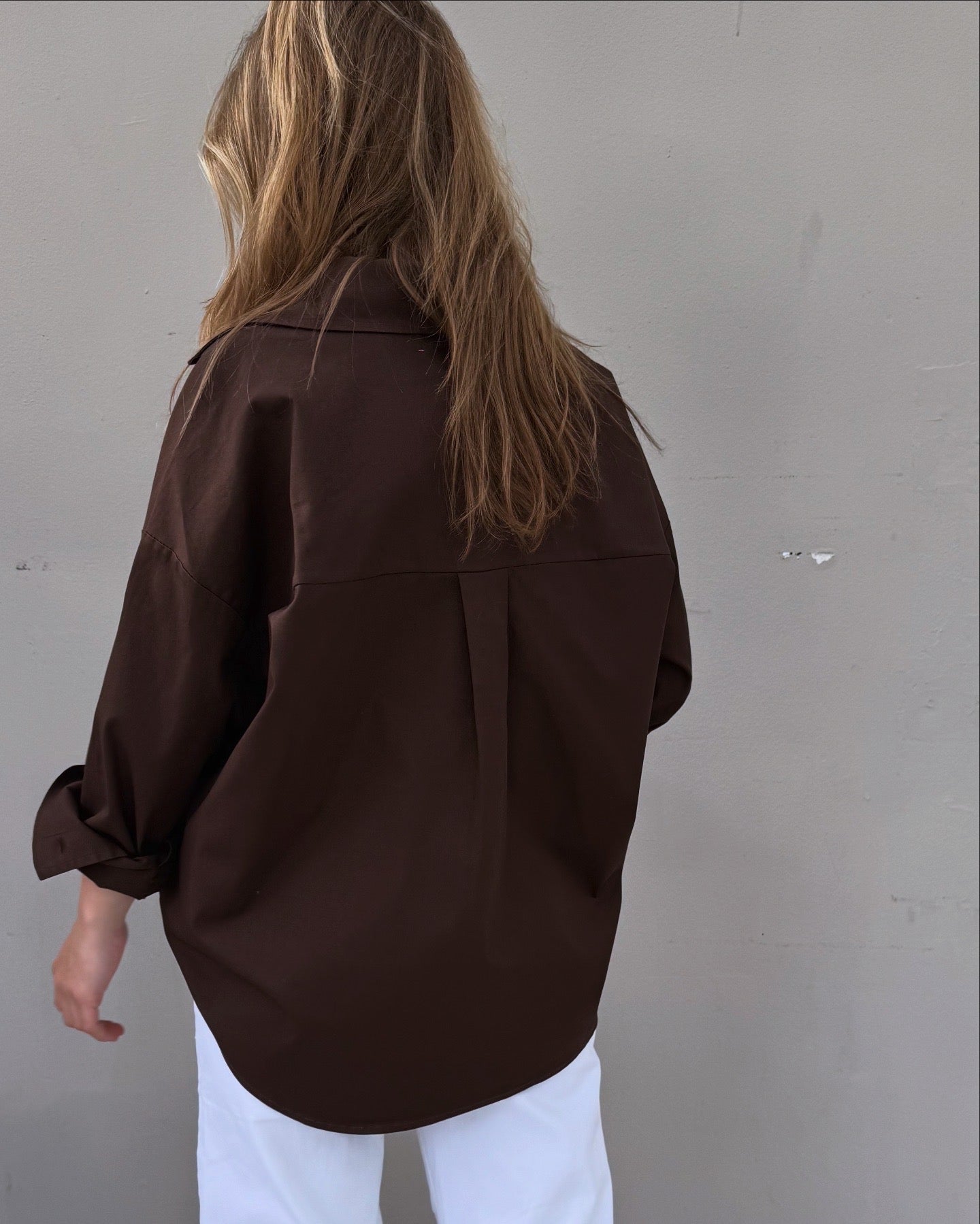 KIM & KATE The Boyfriend blouse Espresso