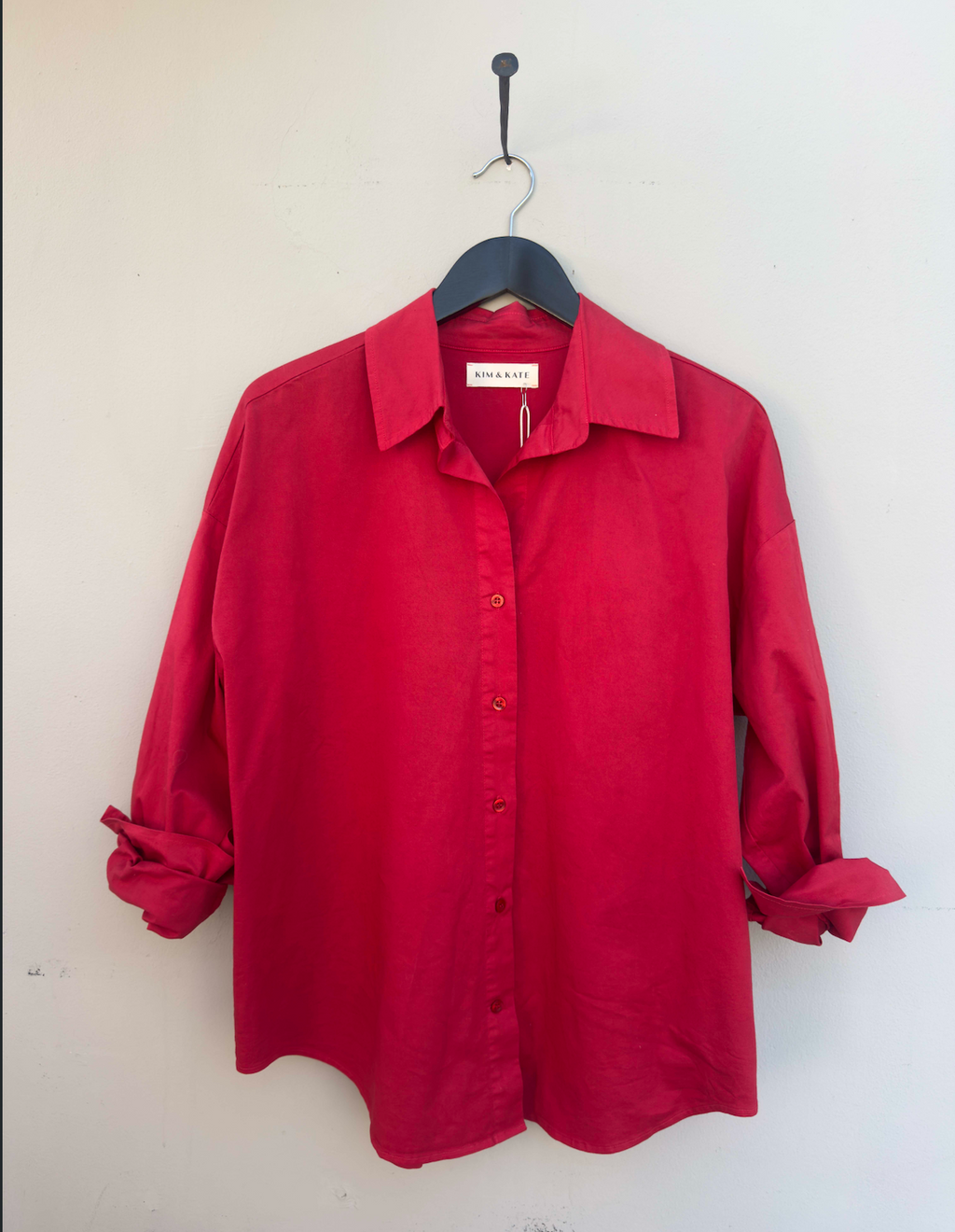 KIM & KATE The Boyfriend shirt Tomato
