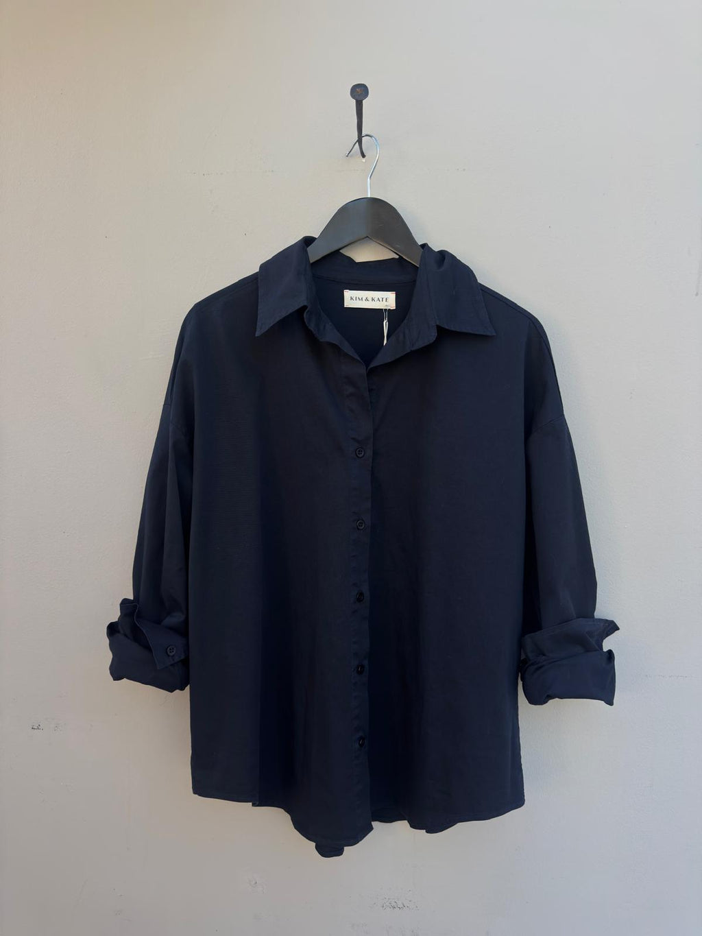 KIM & KATE The Boyfriend blouse Navy